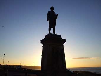 Captian Cook Statue Photo