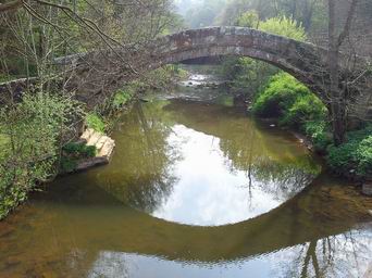 Photo of Beggars' Bridge at Glaisdale in April